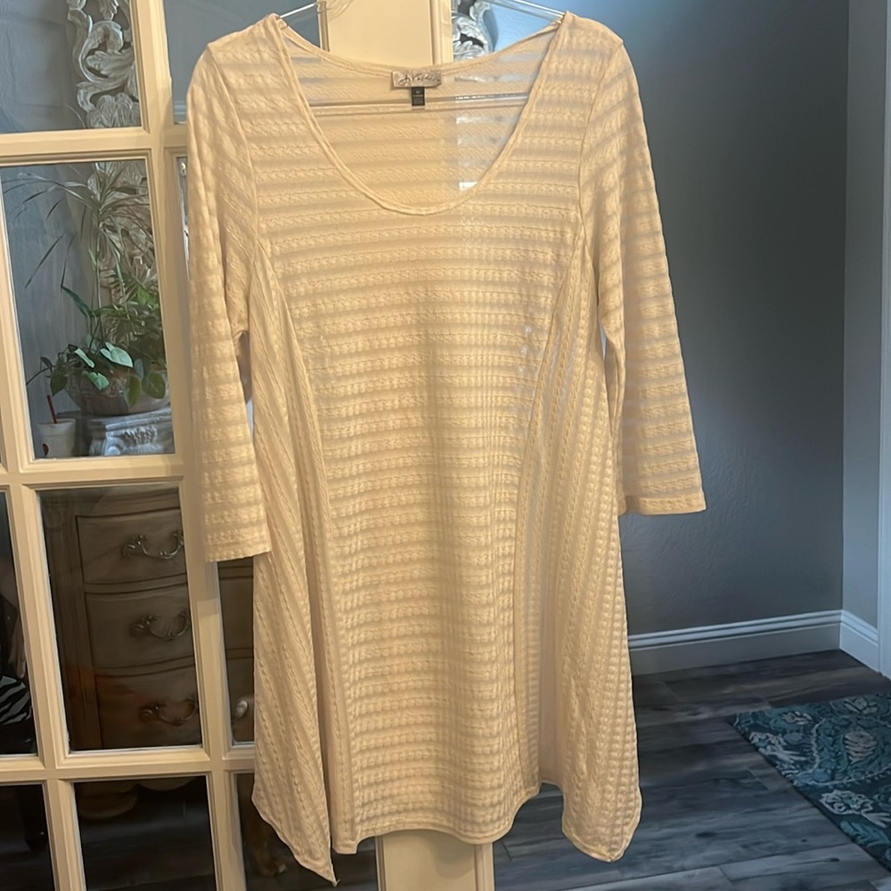Sheer Cream Top Size M